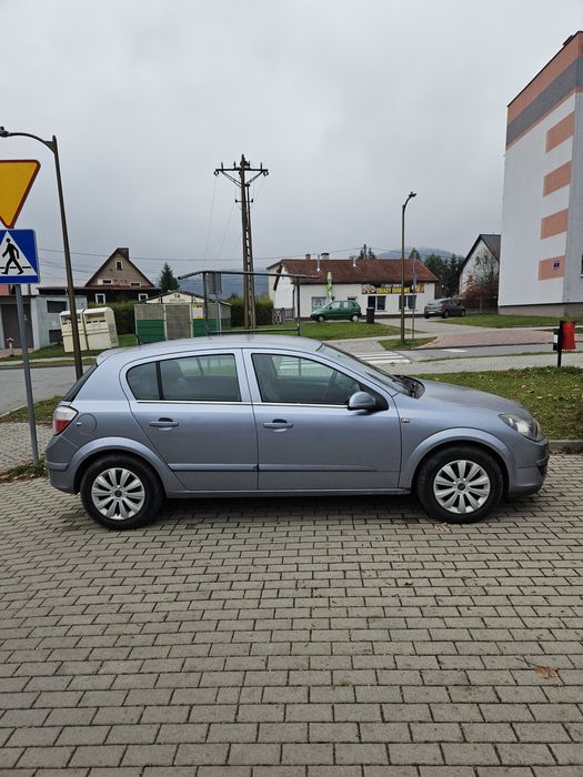 Opel Astra H 1.4 90 KM
