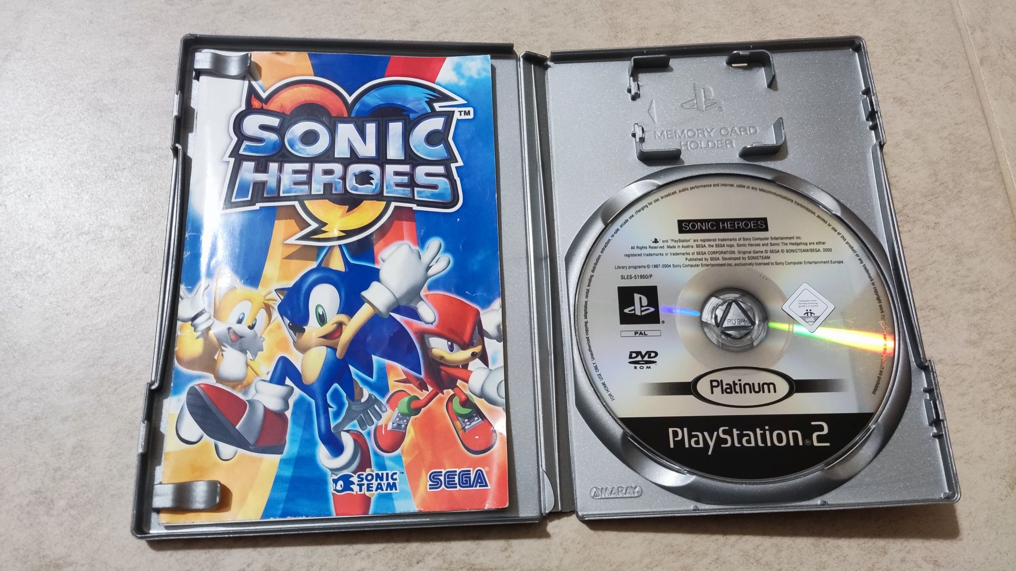 Sonic Heroes (PS2)