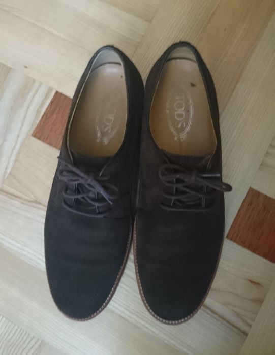 Продам дербі Tod's