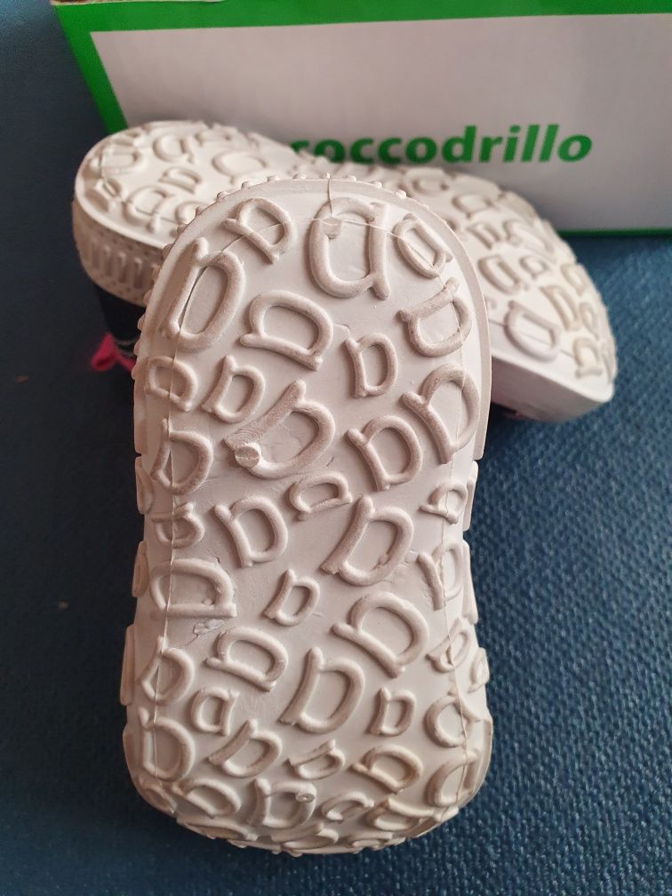 Buciki Coccodrillo rozm 20, dł. 12,5cm.