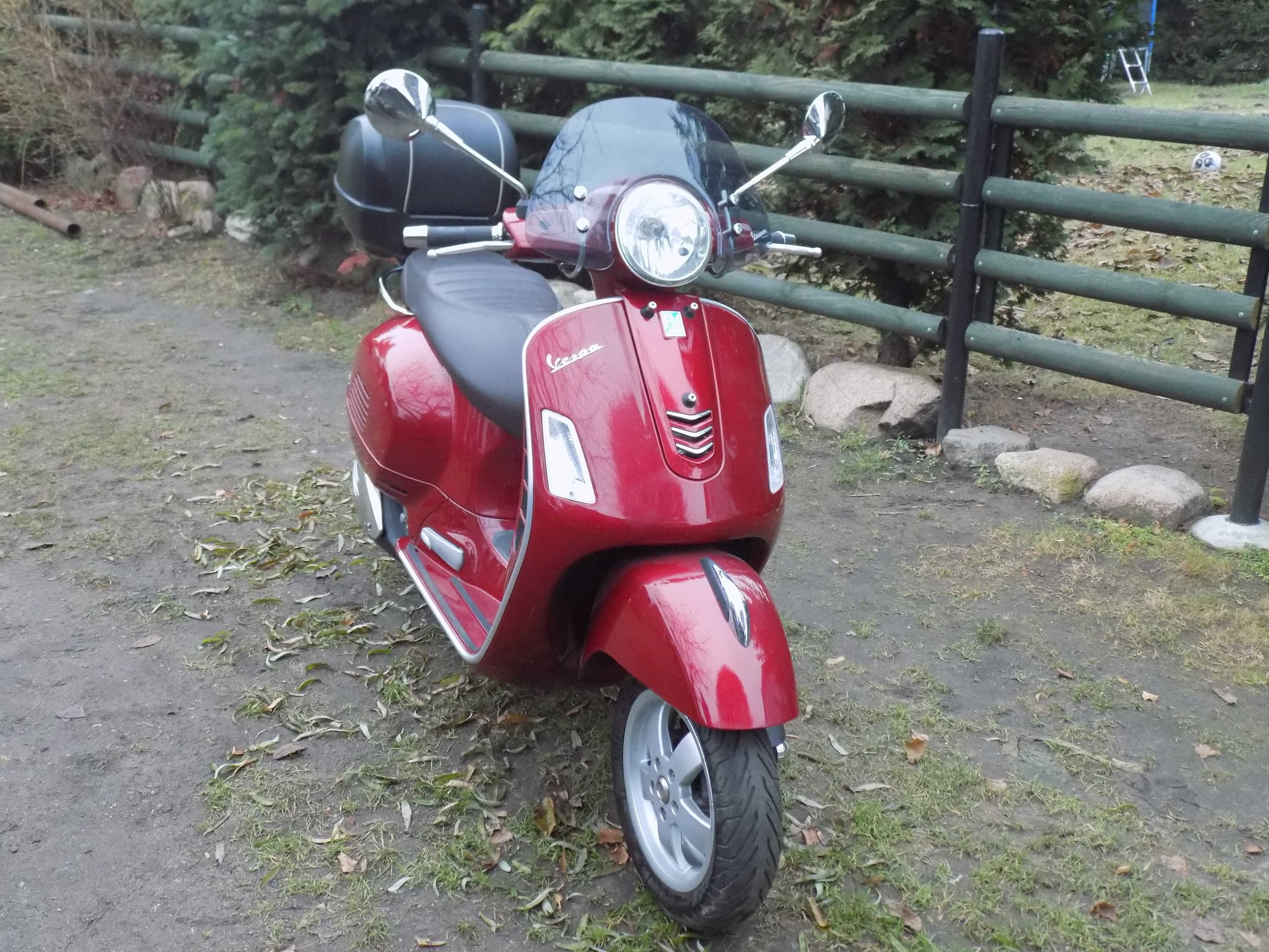 piaggio vespa gts 300