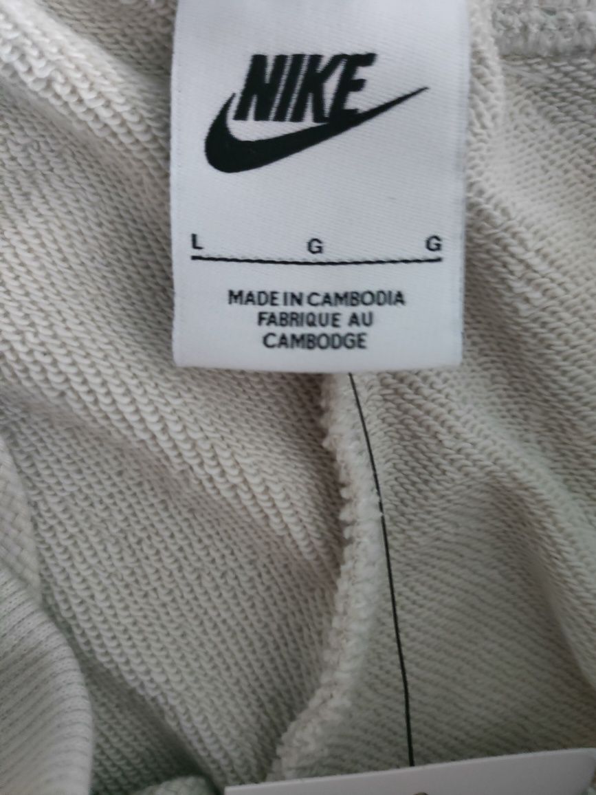 Spodnie Dresowe Nike Cuffed Pants Jogger Beżowo Białe. Bawełna 100%