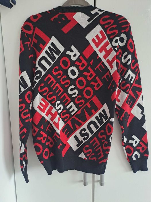 Sweter męski napisy
