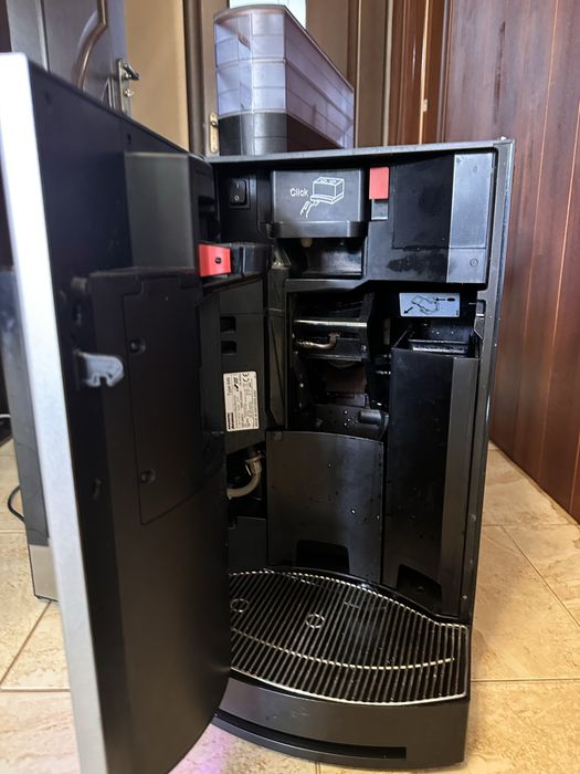 Продам кофемашину