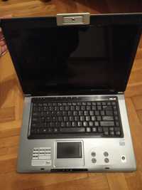 Laptop ASUS F5R uszkodzony