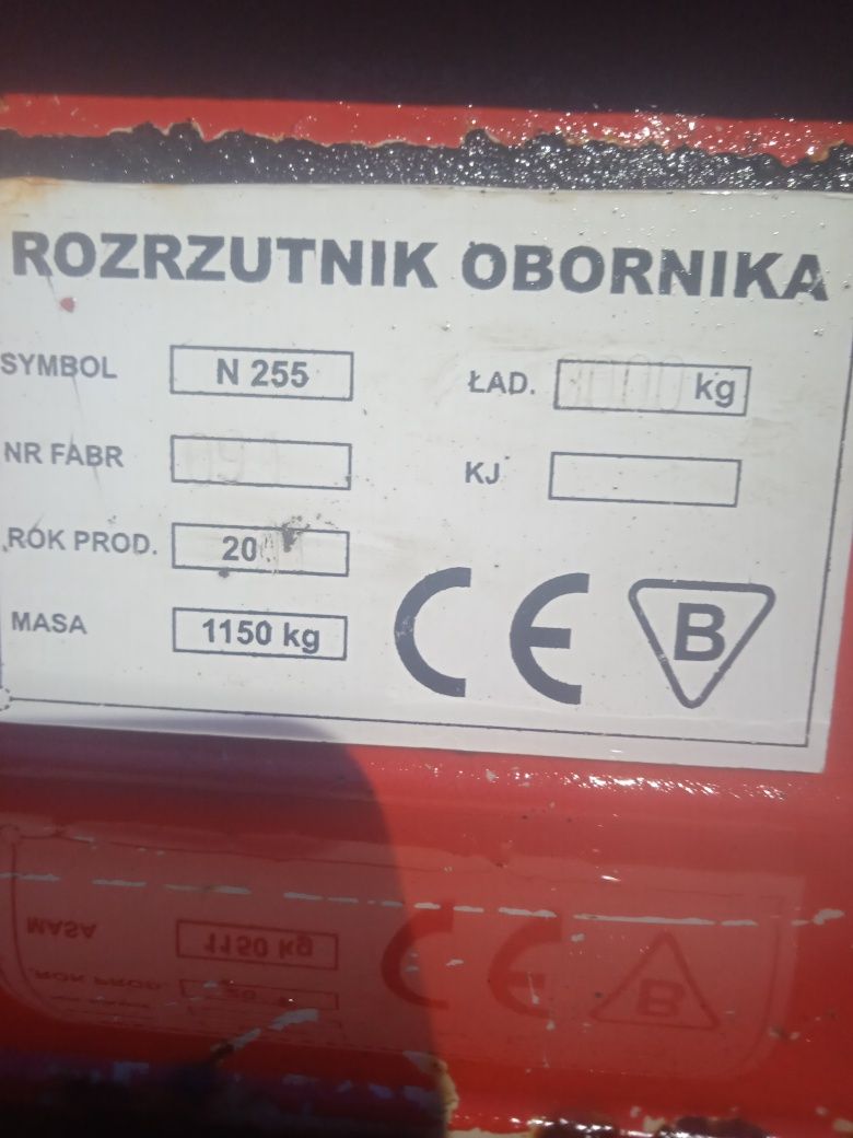 Rozrzutnik wycinak