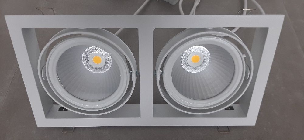 Dwumodułowa oprawa do sufitu podwieszanego Downlight LIVAL LED duo