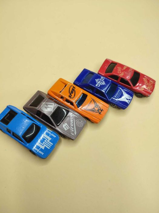 Машинки металічні 5 шт