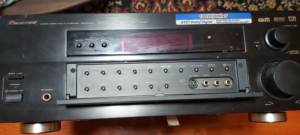 Wzmacniacz Pioneer i 4 kolumny