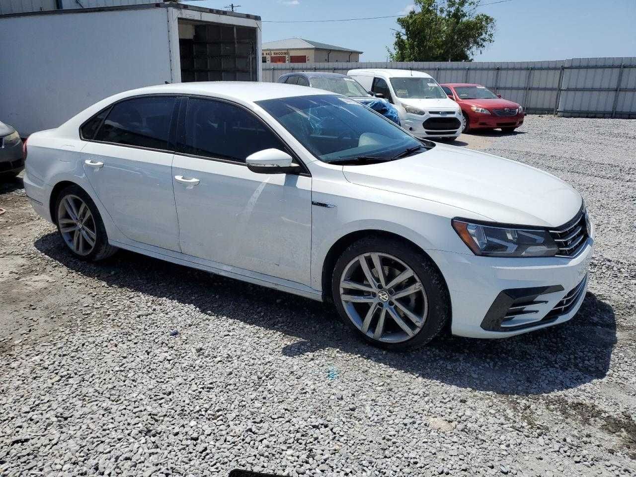 Volkswagen Passat S 2018