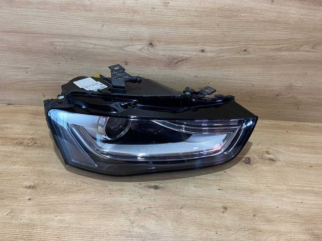 Фара передня права правая AUDI A4 B8 Ауді А4 Б8 рестайлинг Xenon Led