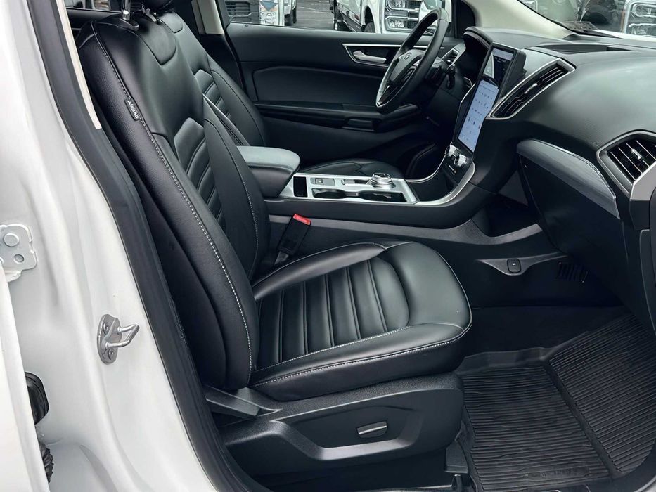 Ford Edge SEL      2022