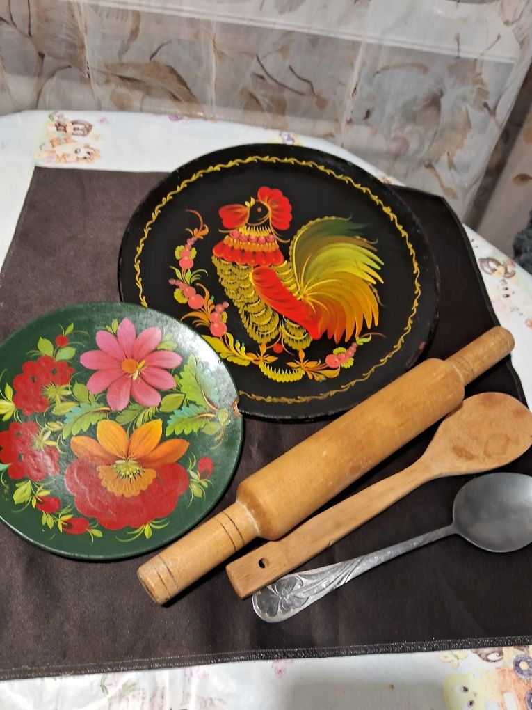 Продам блюда,тарелки,подсвечники для интерьера.