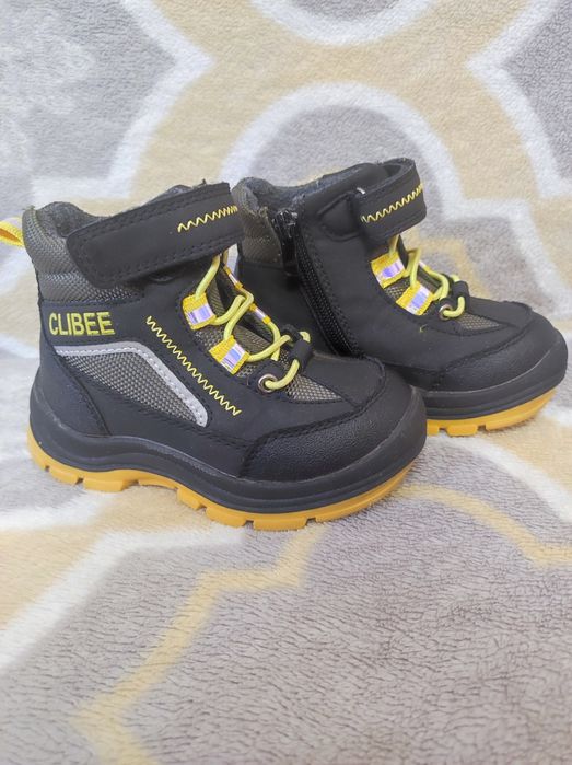 Дитячі ботінки взуття