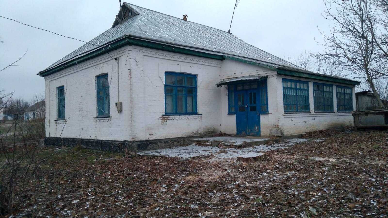 Продам затишний будинок з ділянкою 25 соток, 30 км до міста