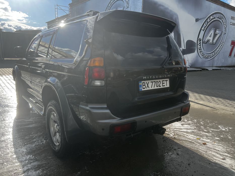 Продом Міцубісі поджеро спорт 1