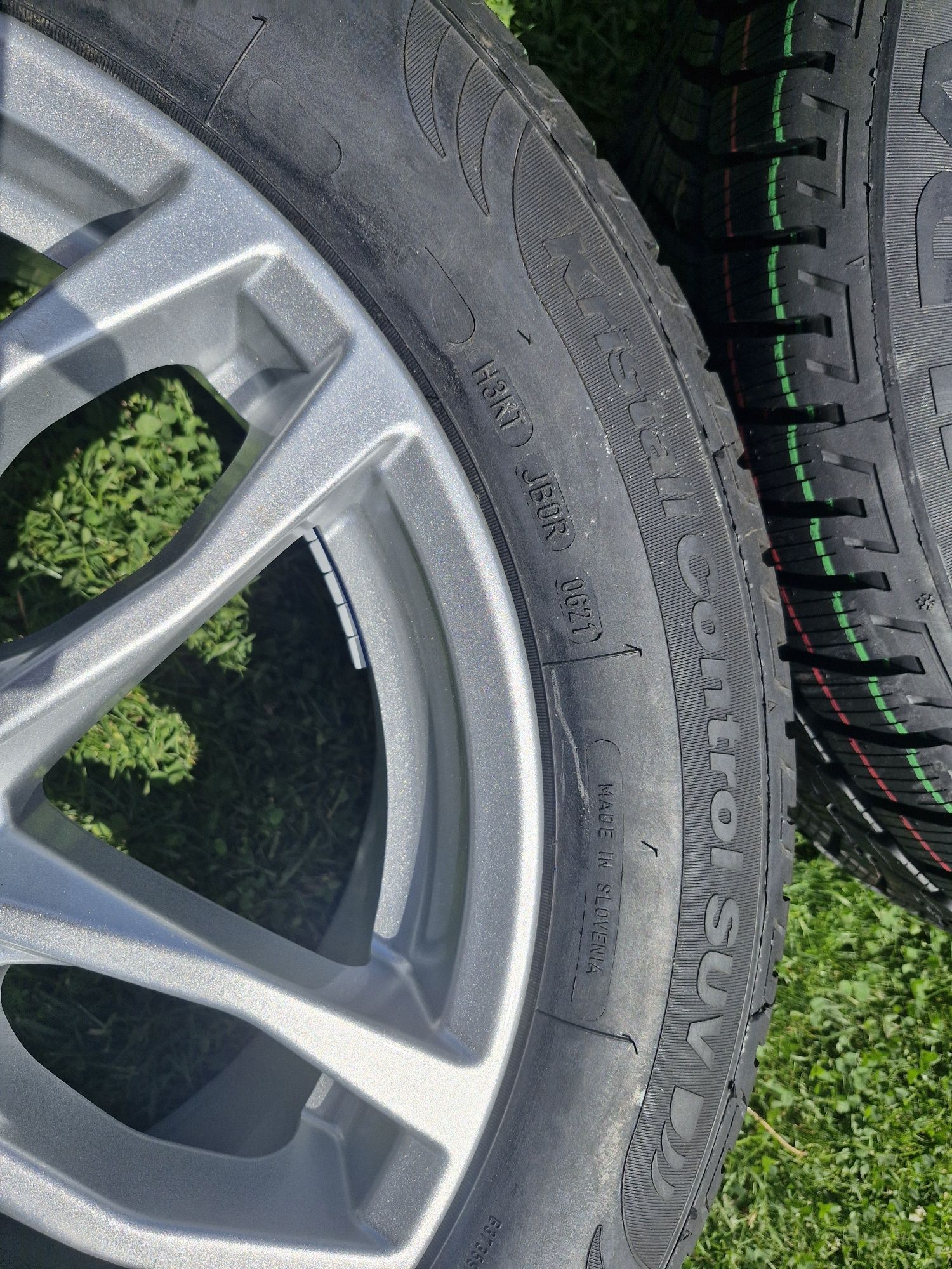 Nowe koła zimowe Reno Captur II 17" 5x114,3 Fulda 215/60 17R