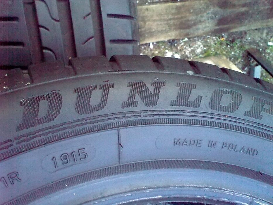 Opony 2 szt. Kl.Premium DUNLOP 165/65R15 DOT(1915) 2x7,5mm, jak nowe !