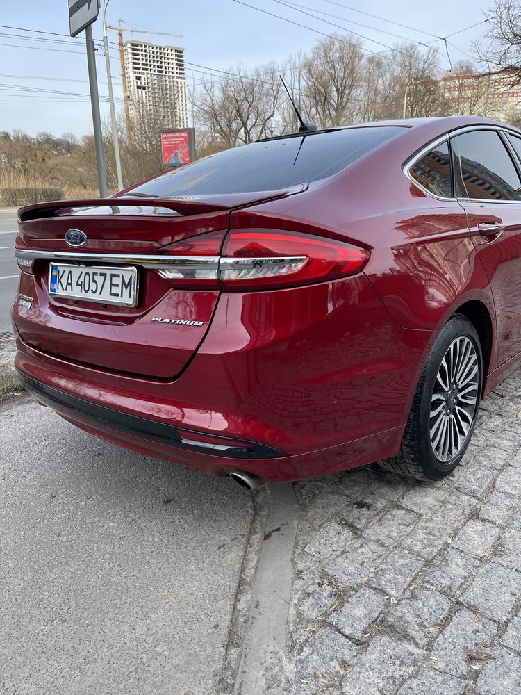 Продам Ford Fusion Platinum Plug-in возможно в рассрочку