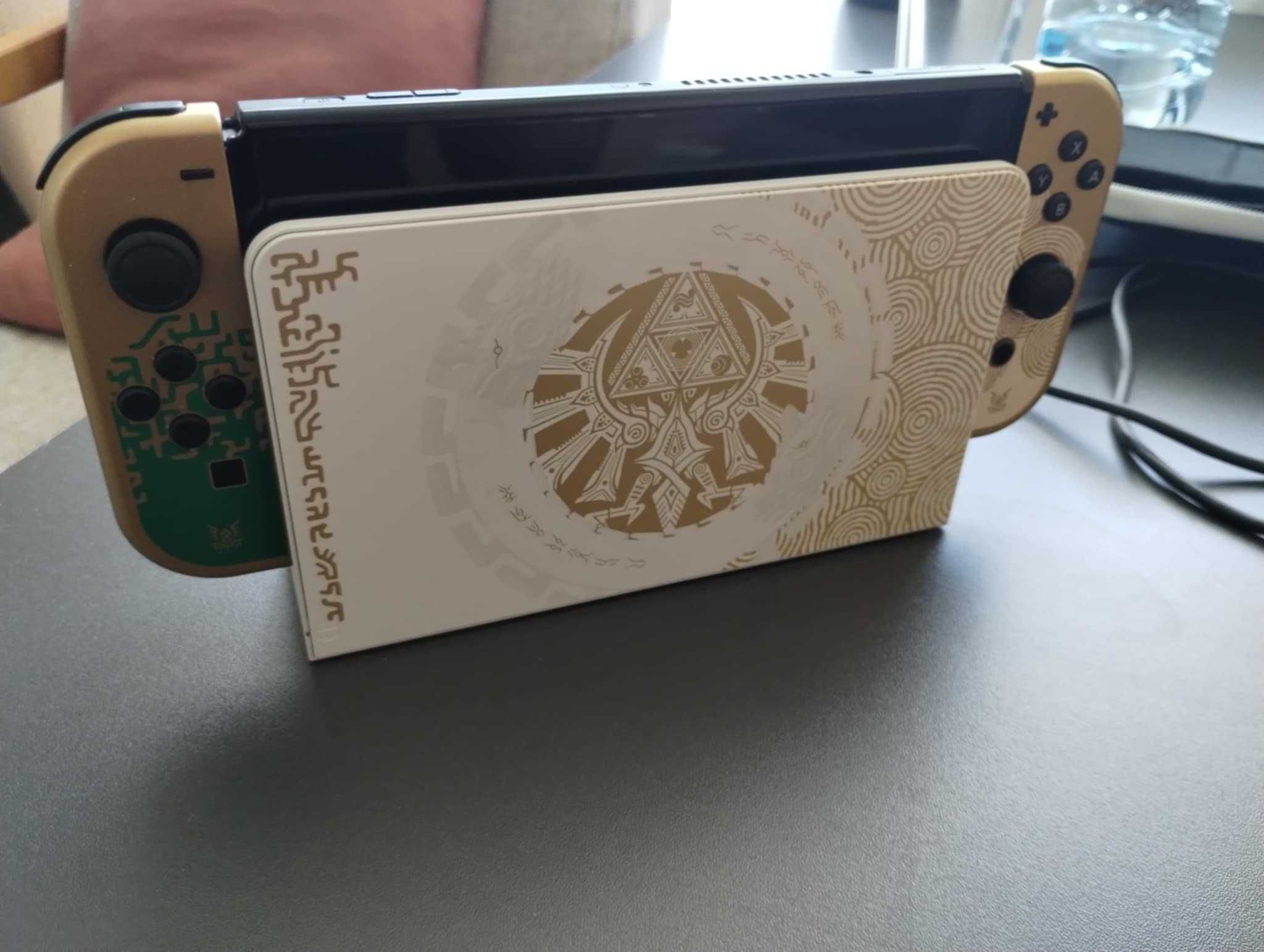 Nintendo Switch OLED wersja The Legend of Zelda