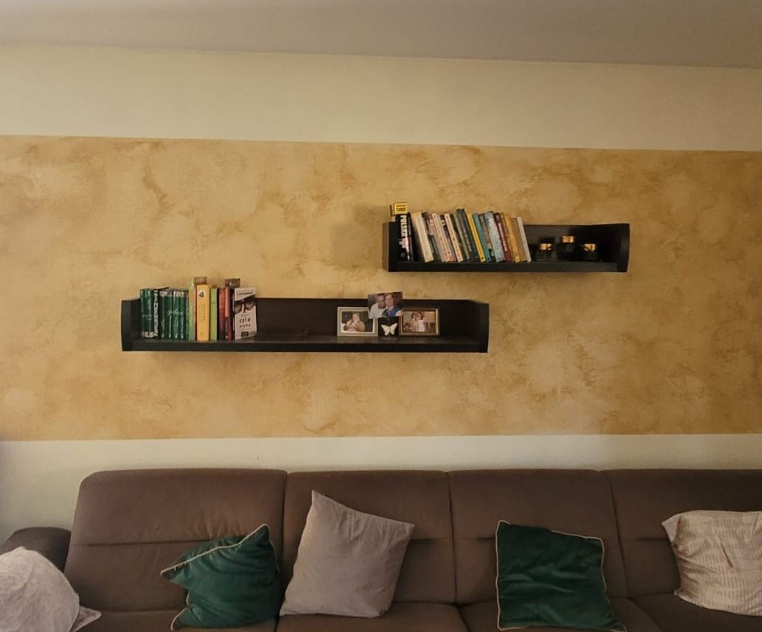 Półka,  półki wiszące,  witryna przeszklona salon