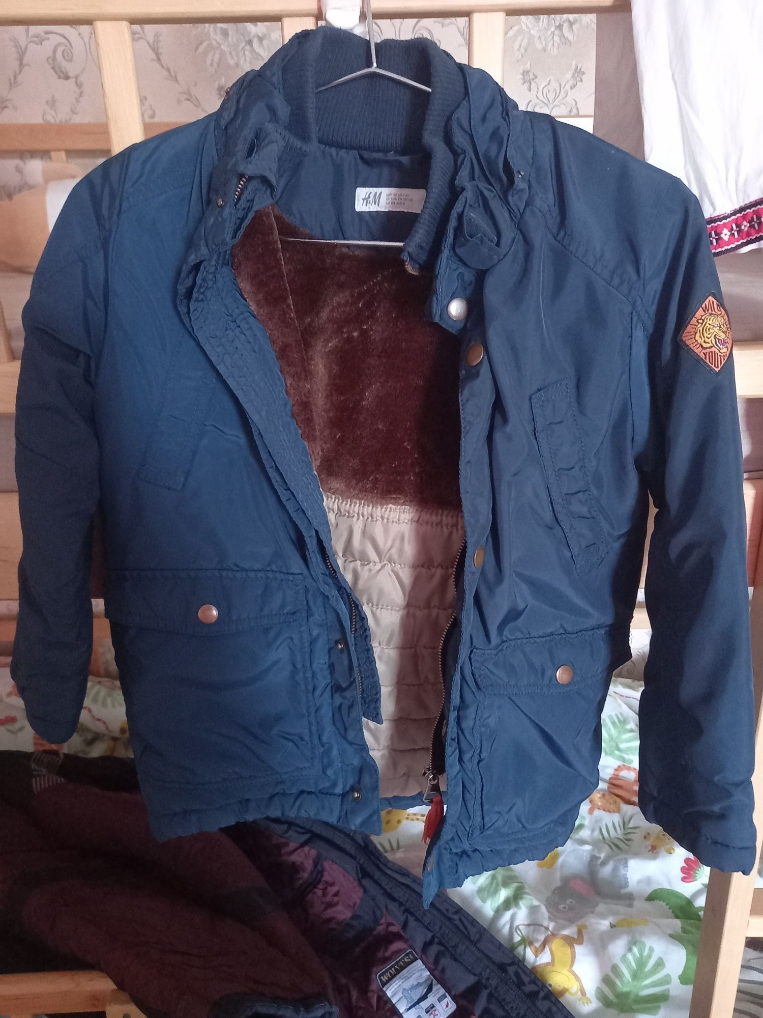 Зимова куртка для хлопчика 128р