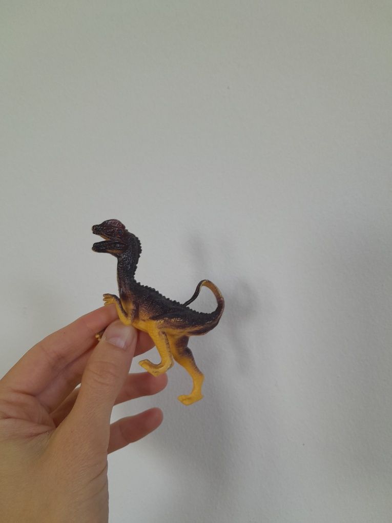 Dinozaury figurki zabawki diplodog zestaw Smyk