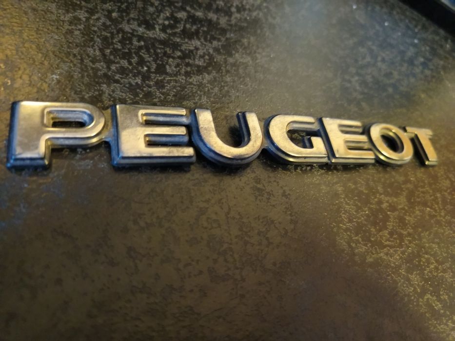 Emblemat znaczek napis Peugeot 306 405