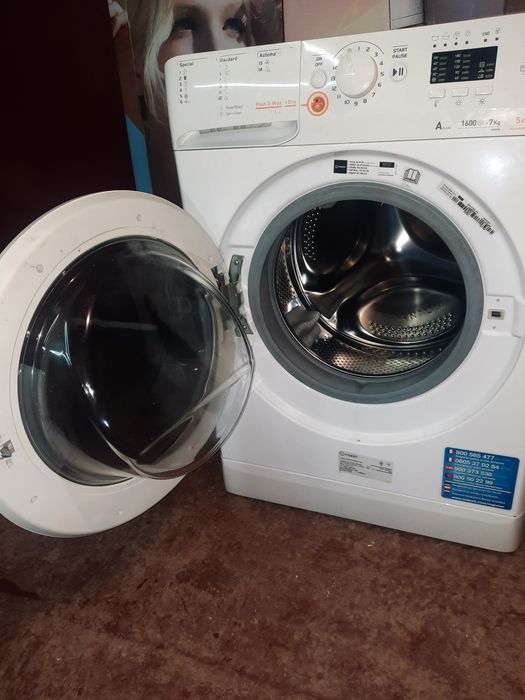 Прально-сушильна машинка Indesit XWDA 751680X W виробництва Італія