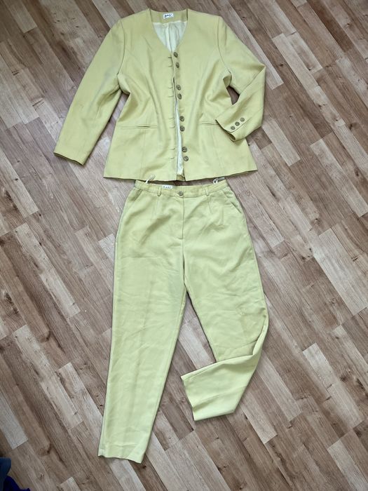 Garnitur damski spodnie i marynarka XL