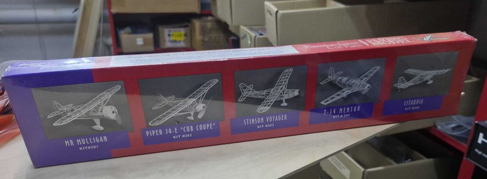 Model samolotu Air Camper – Dumas Aircraft (KIT no. 231)