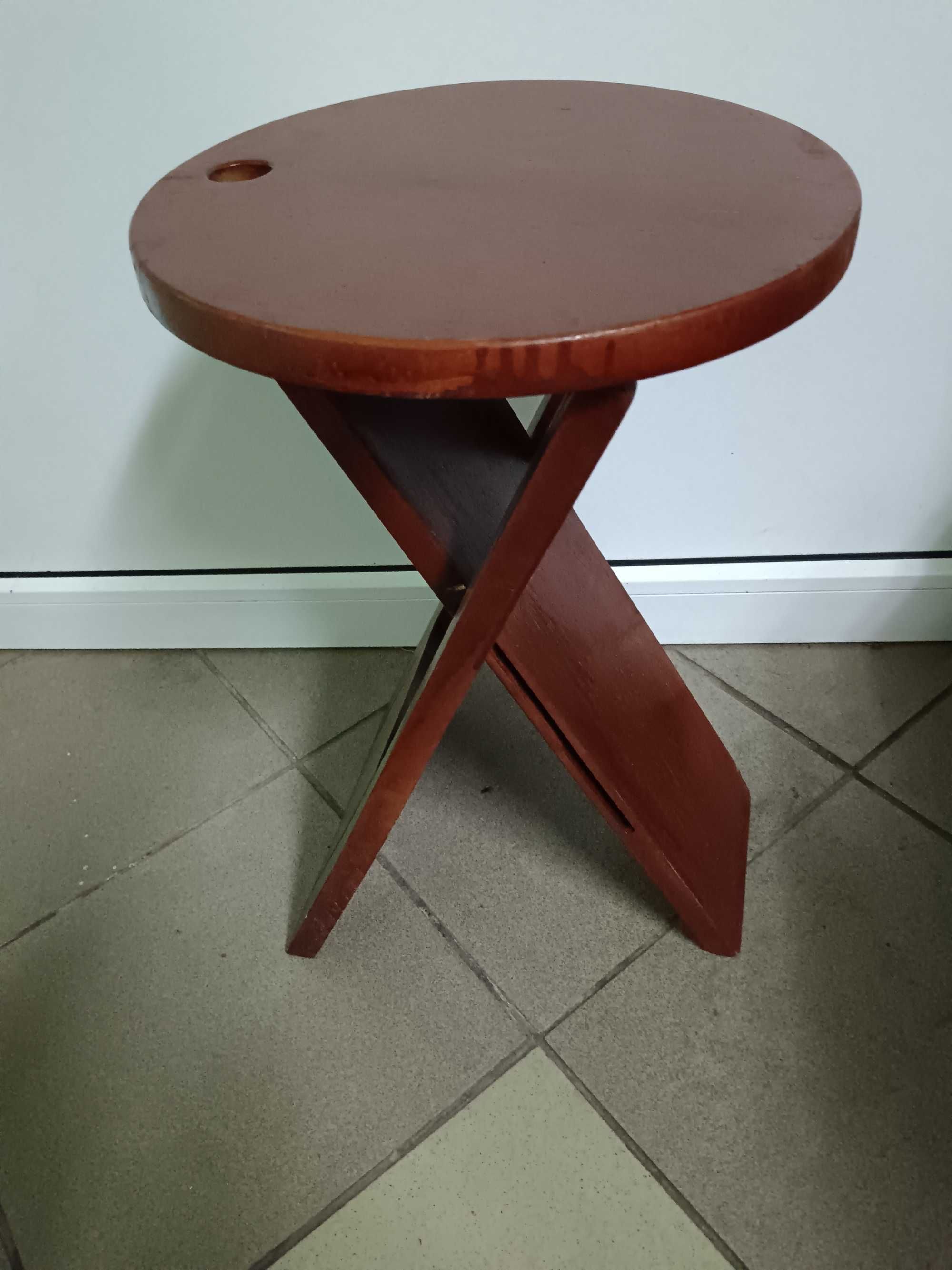 Taboret składany drewniany