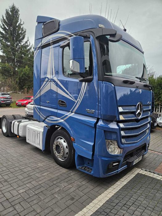 Mercedes -Benz Actros 1845