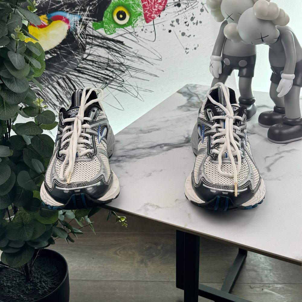 Кросівки Brooks Adrenaline 41 розмір 1597