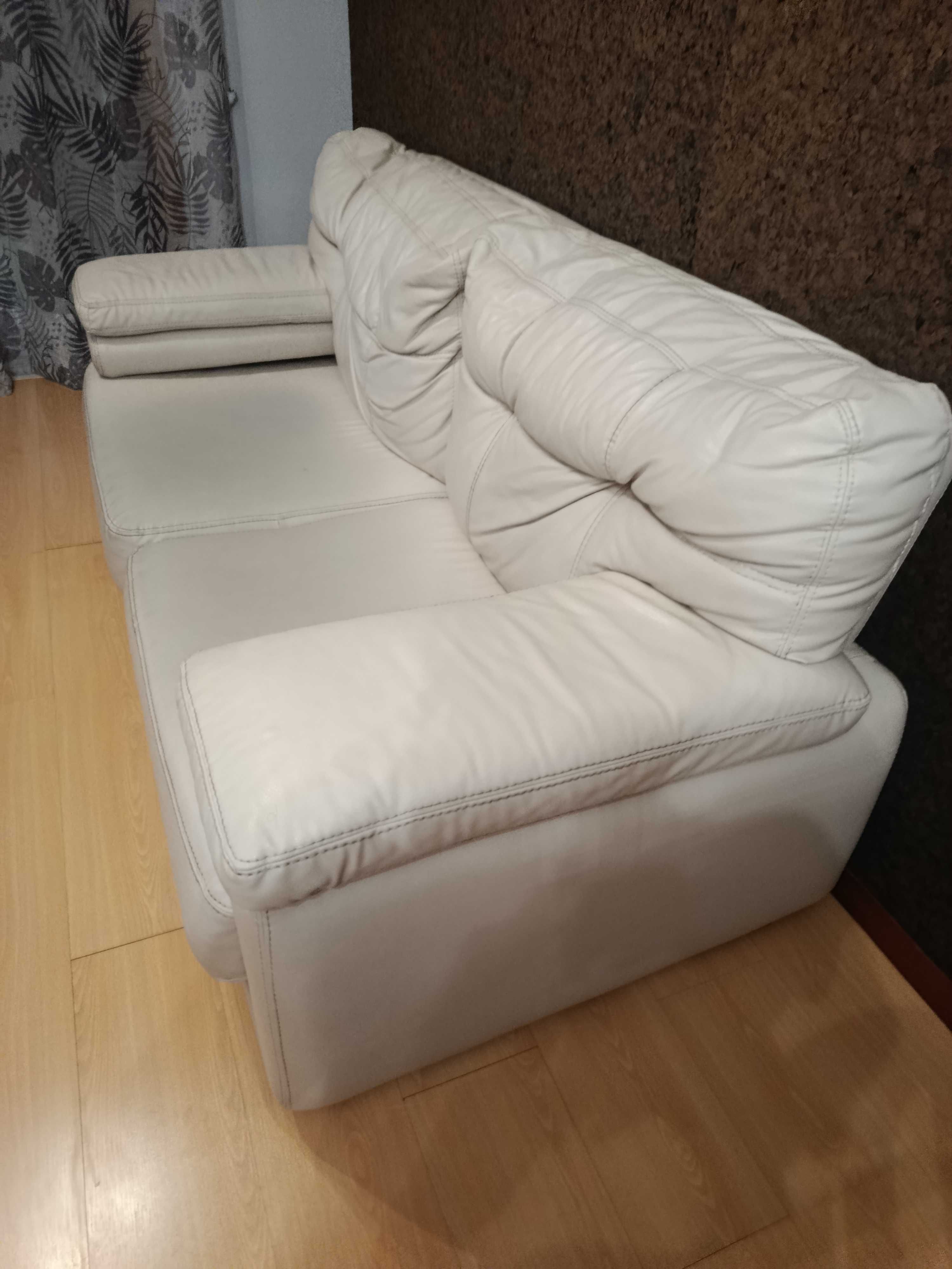 Sofá 3 lugares com 1,97cmX0,95