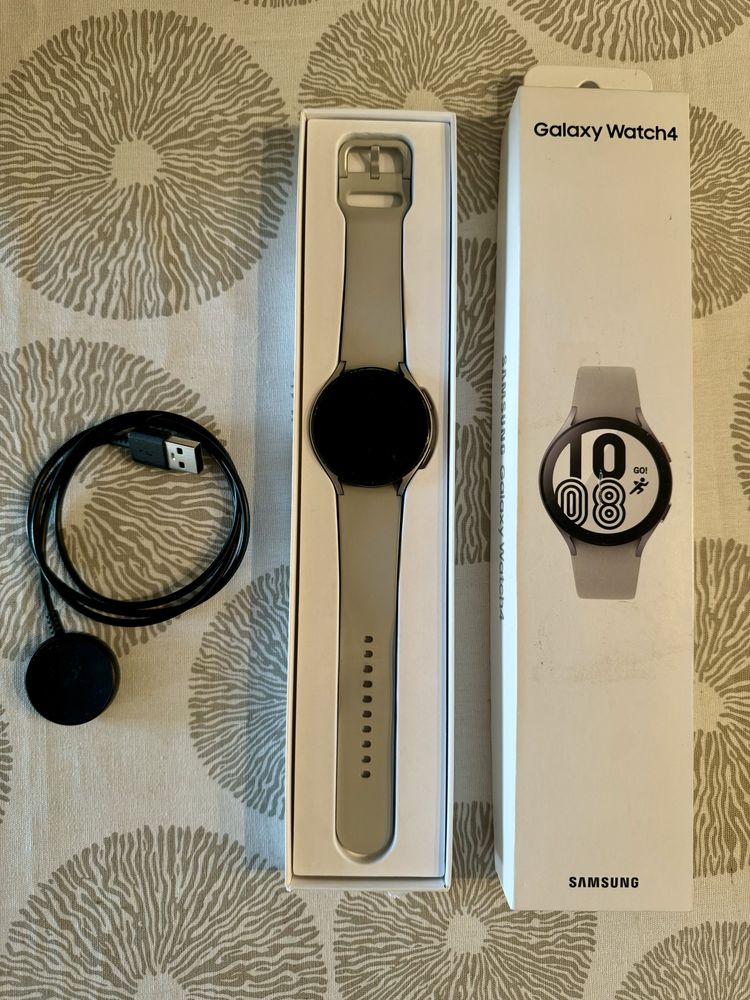 Samsung Galaxy Watch 4