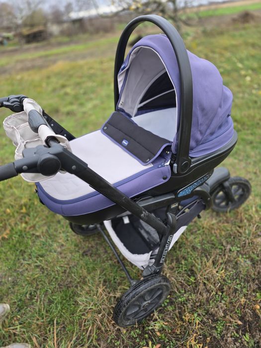 Коляска Chicco 2в1.. Люлька та прогулочний блок