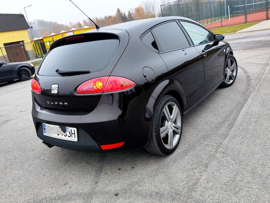 Seat Leon Cupra 2.0 T 240 koni