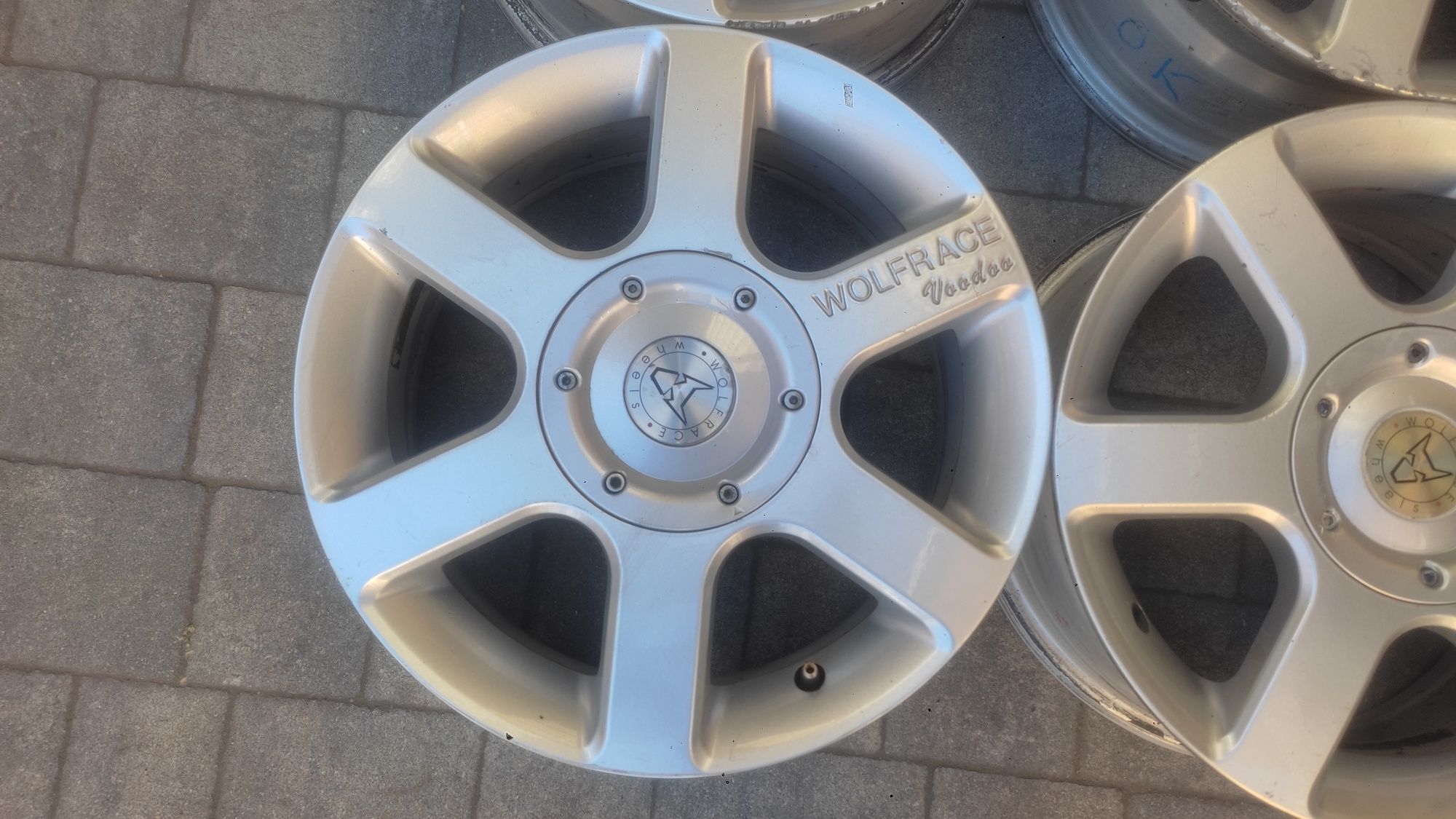 Felgi renault ford dacia 15 cali 6.5J ET 43 dwa roztway 4x100 4x108