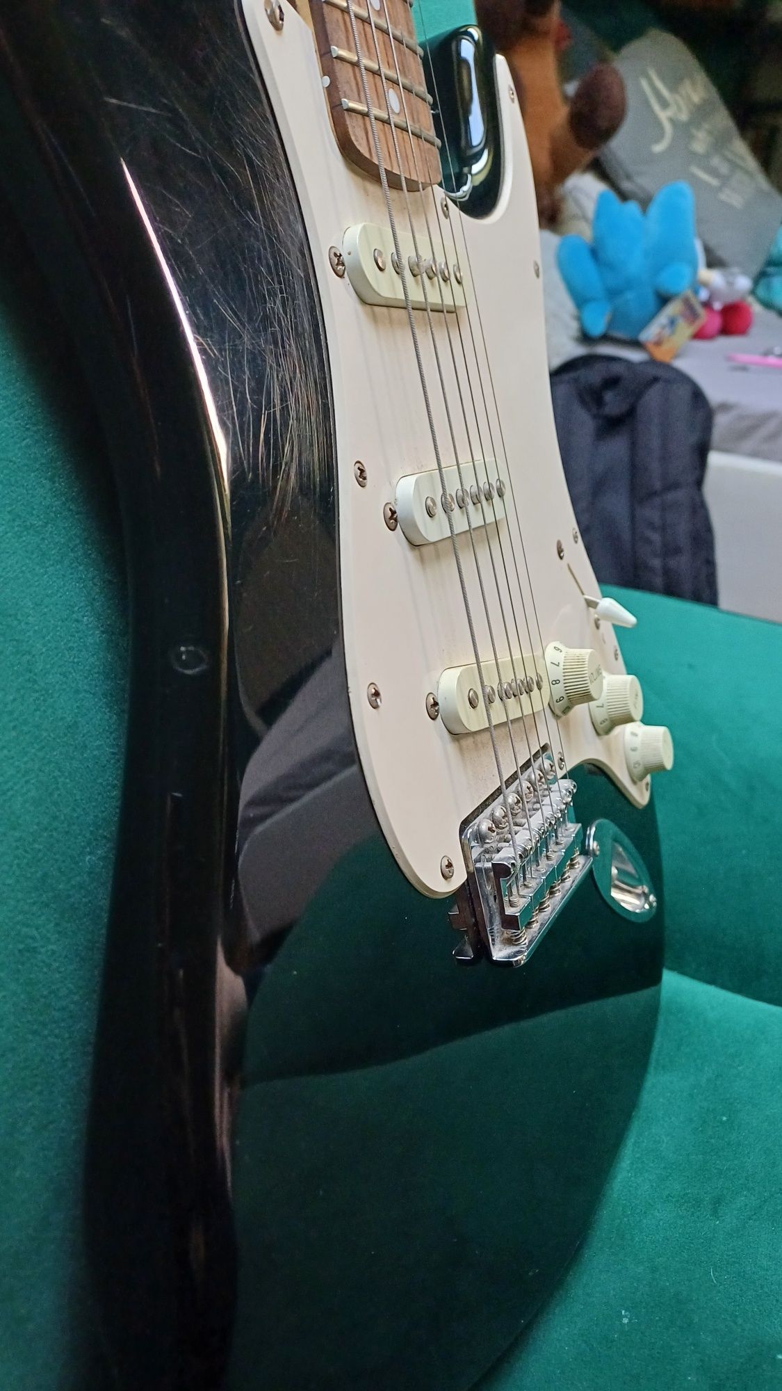 Squier Affinity Stratocaster SSS 2010 (by Fender) gitara + pokrowiec