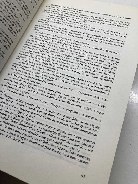 Livro - Uma Mulher