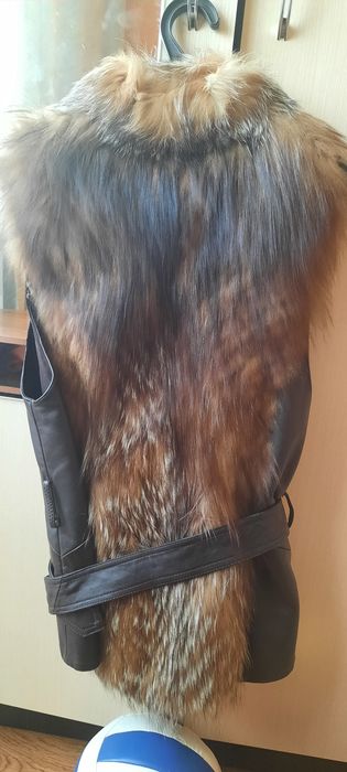 Жилетка меховая, лиса