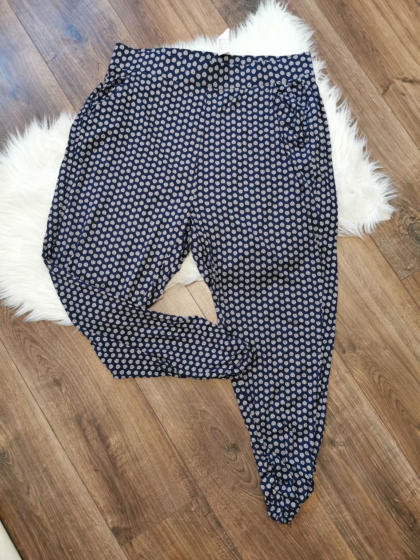 Spodnie haremki alladnynki dresowe damskie 44 XXL
