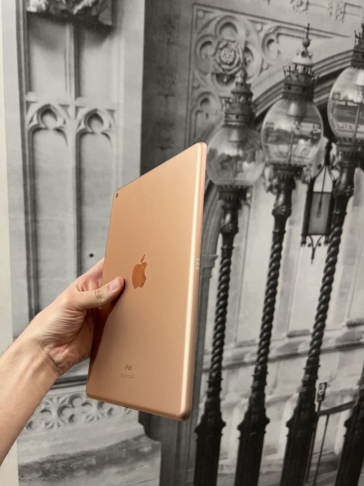 Apple iPad 8 128gb Rose Gold 2020 року1 0.2 з гарантією АКБ 95%