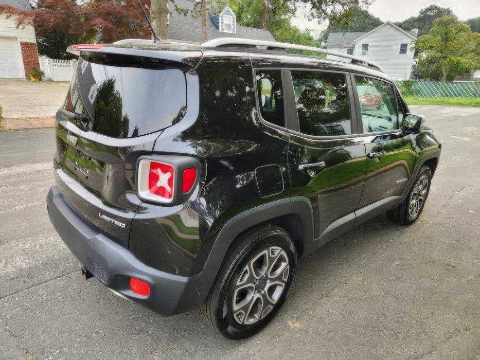Jeep Renegade Limited      2016