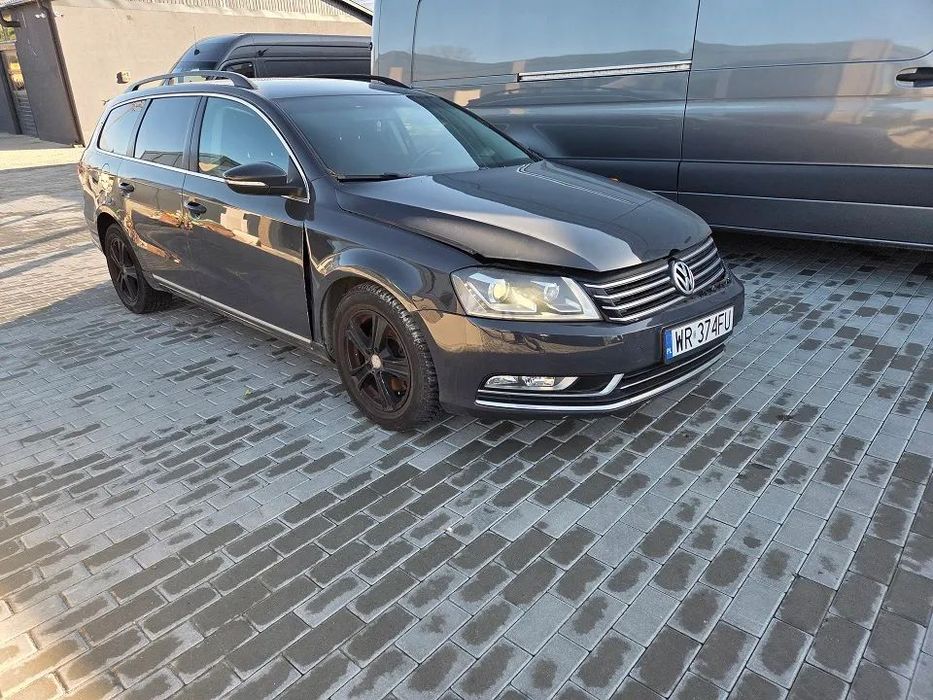 Volkswagen Passat 1.6 TDI Xenon Uszkodzony