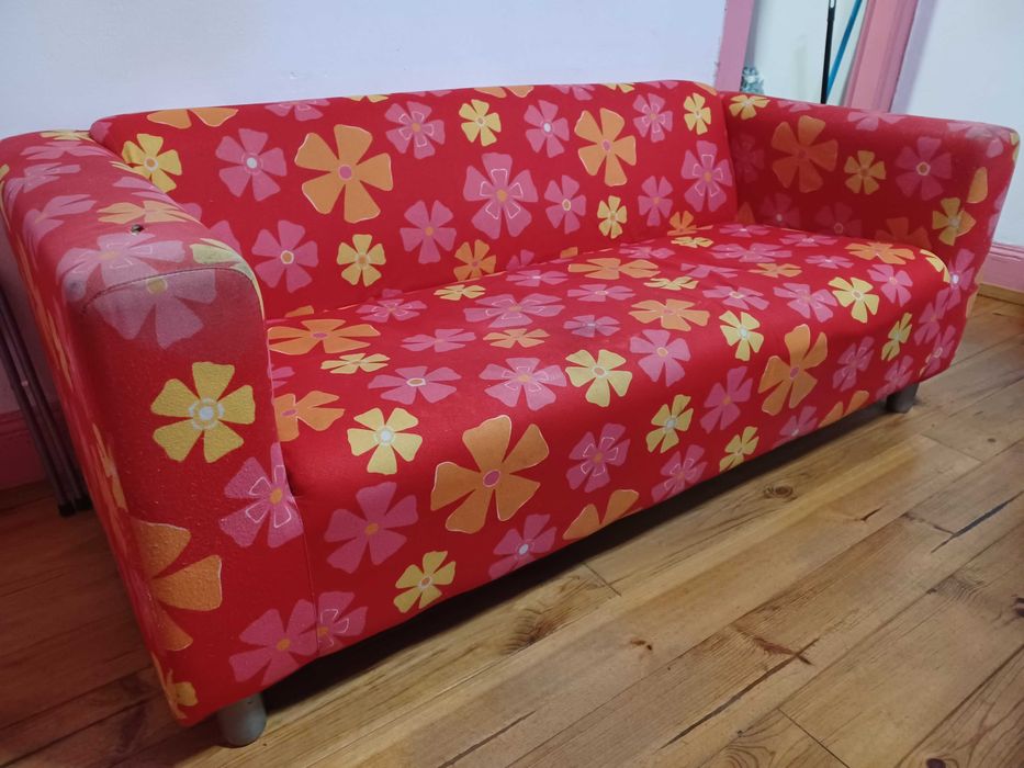Sofá usado para dar