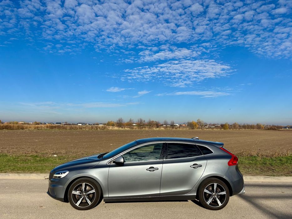 Volvo V40 Volvo V40 D3 R-Design Full Opcja