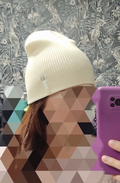 Шапка, без флиса, без отворота, цвет карамель.