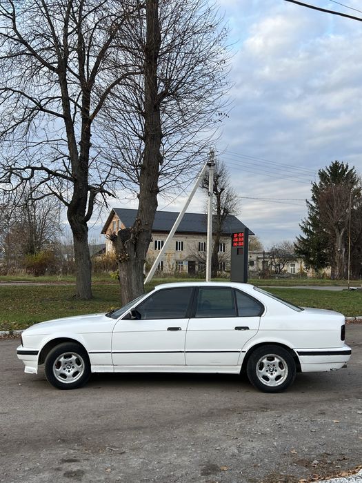 Бмв е34 м50b20 в гарному стані